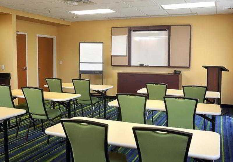 Fairfield Inn & Suites By Marriott Падука Съоръжения снимка