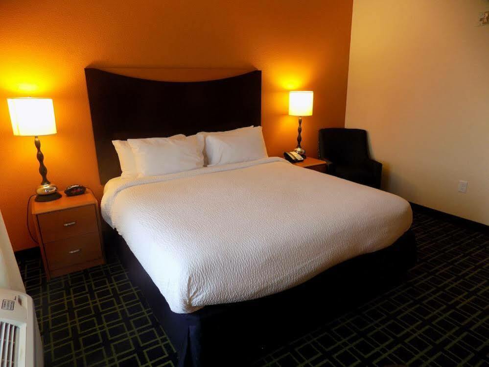 Fairfield Inn & Suites By Marriott Падука Екстериор снимка